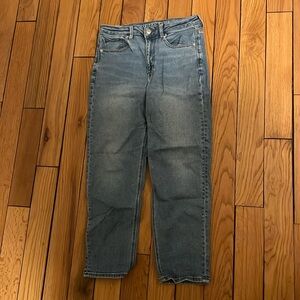 American Eagle mom jeans